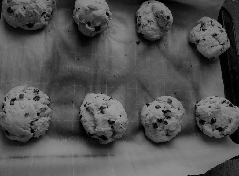 Scones on a baking tray (Black and white)